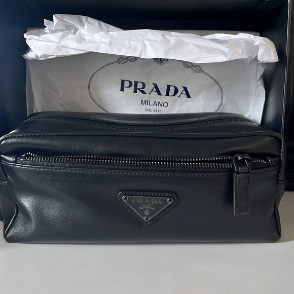 Authentic Prada, Milano, black bag in soft calf leather. New never used. FIRM - Picture 2 of 11